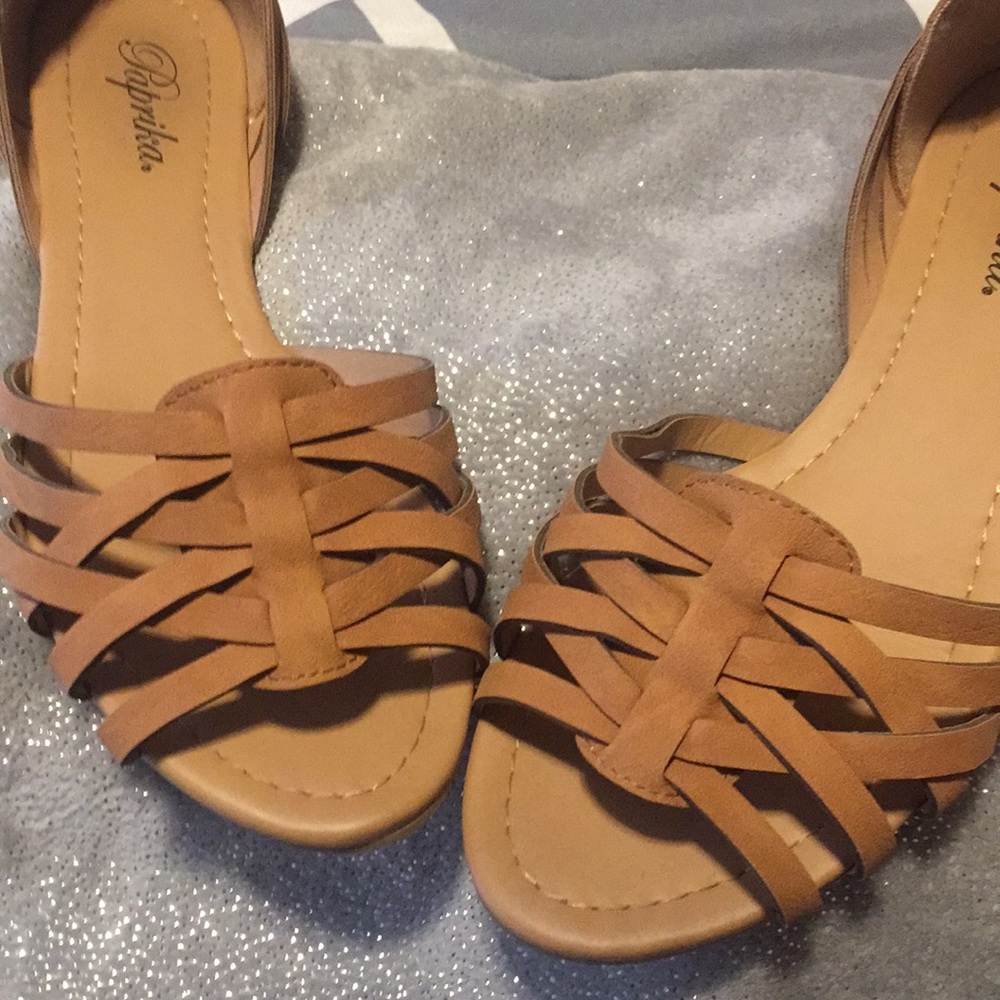Sandal flats